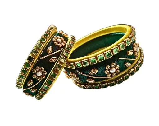 Emerald-Gold Silk Thread Kundan Kada Set